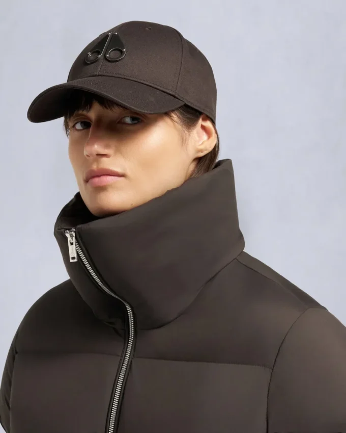 Belle Dune Kurze Daunenjacke mit Lammfellbesatz